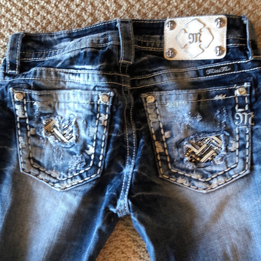 Miss me capris size 26